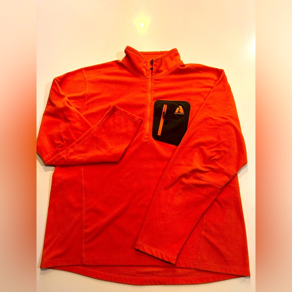 Eddie Bauer First Ascent Men’s Quarter Zip - Great Condition!